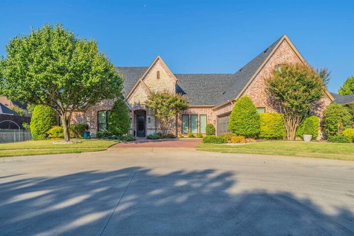 4001 Fairmont Court  Bedford TX 76021 photo
