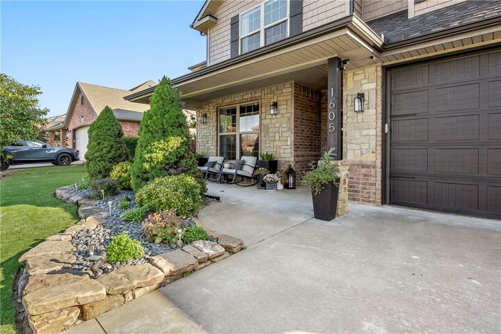 Property Photo: 1605 SW Gosford Avenue AR 72713