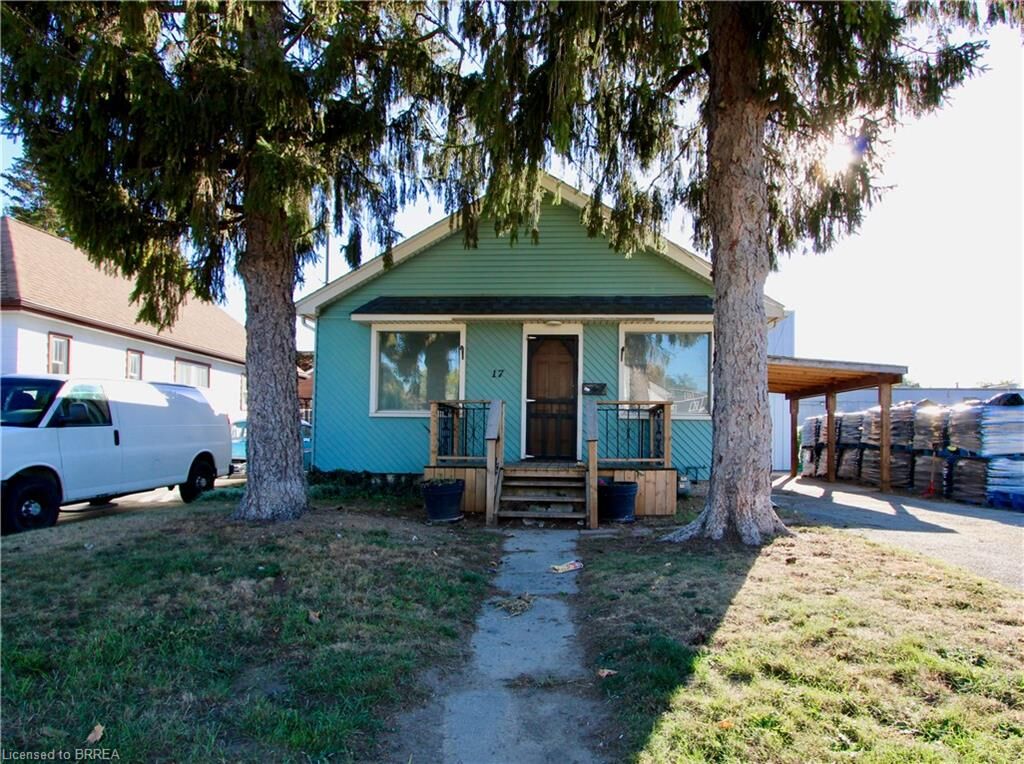 Property Photo: 17 Borden Street ON N3R 5J7