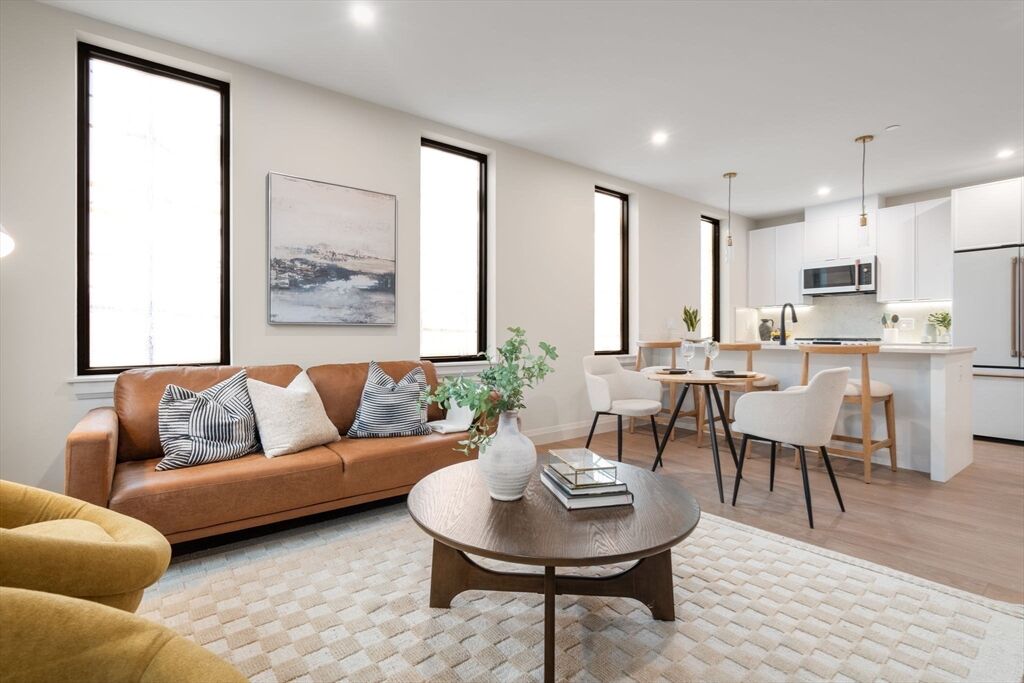 Property Photo:  100 Lincoln Street U502  MA 02135 