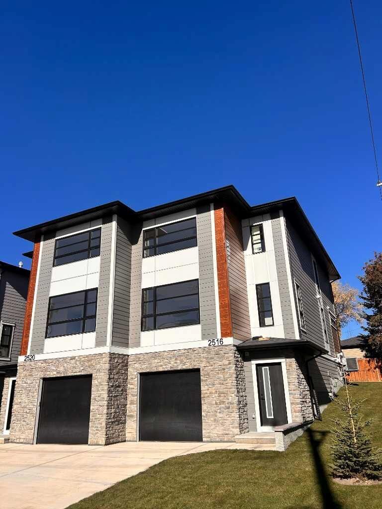 Property Photo: 2516 21 Avenue SW AB T2T 0P6