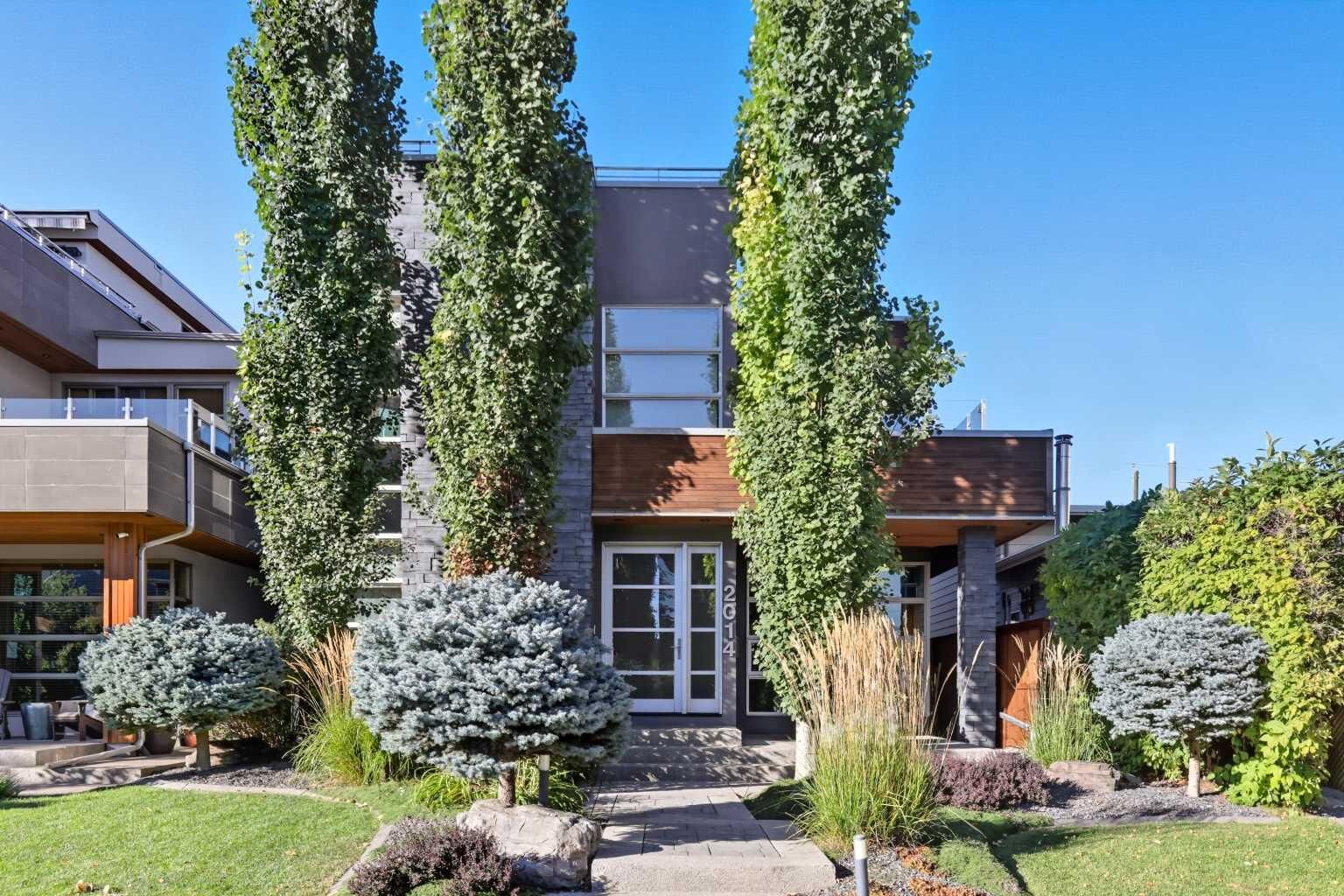 Property Photo: 2014 32 Avenue SW AB T2T 1W6