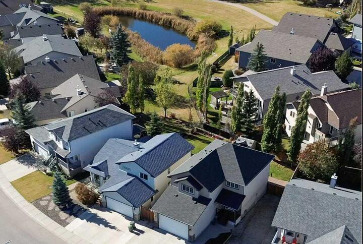 Property Photo: 123 Aspen Circle AB T1P 1X7