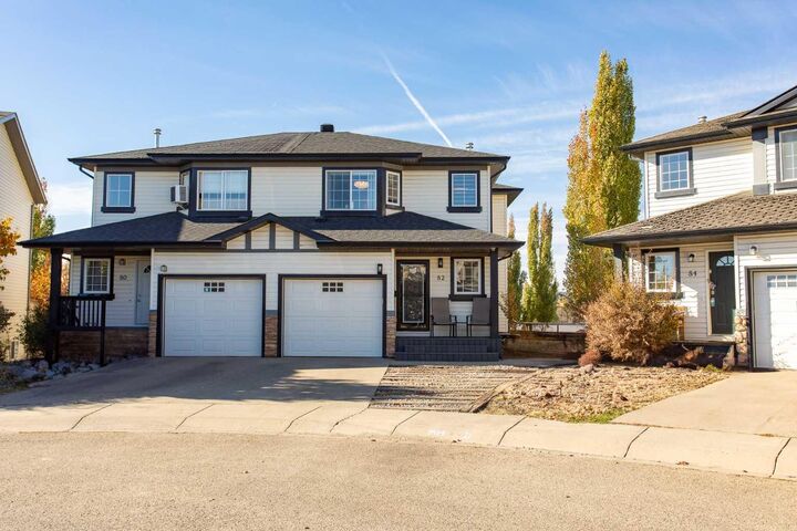 Property Photo: 82 Arthur Close AB T4R 3M5