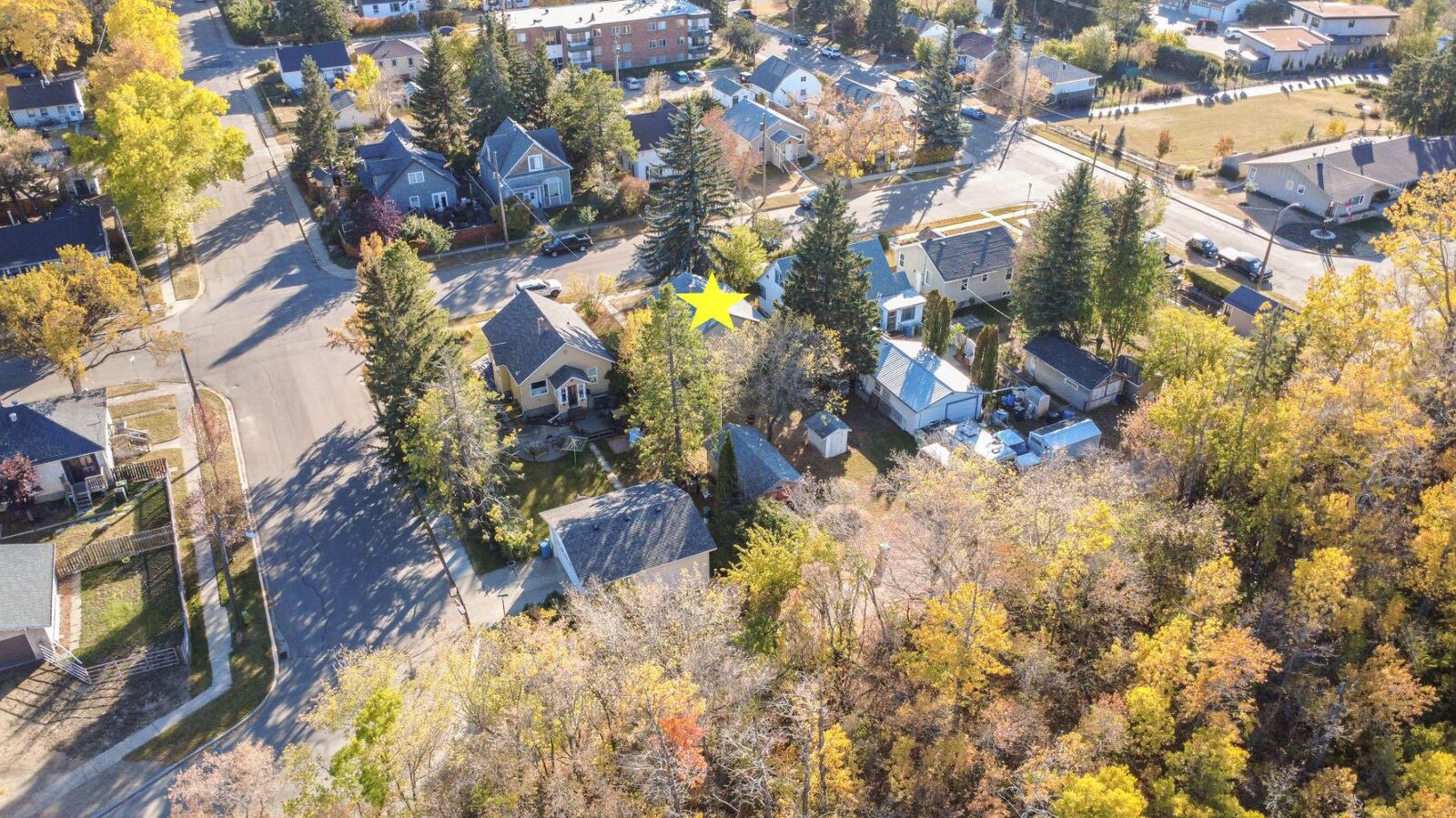 Property Photo: 4206 51A Street AB T4N 2B6