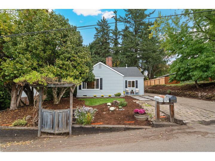 Property Photo: 22766 SW Lincoln St OR 97140
