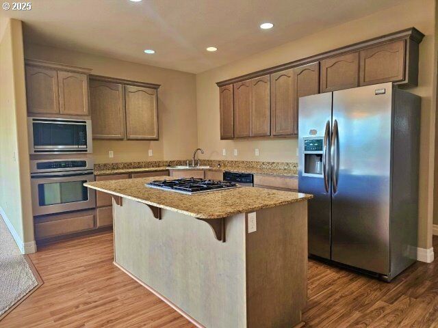 Property Photo:  953 Inlet Loop  OR 97420