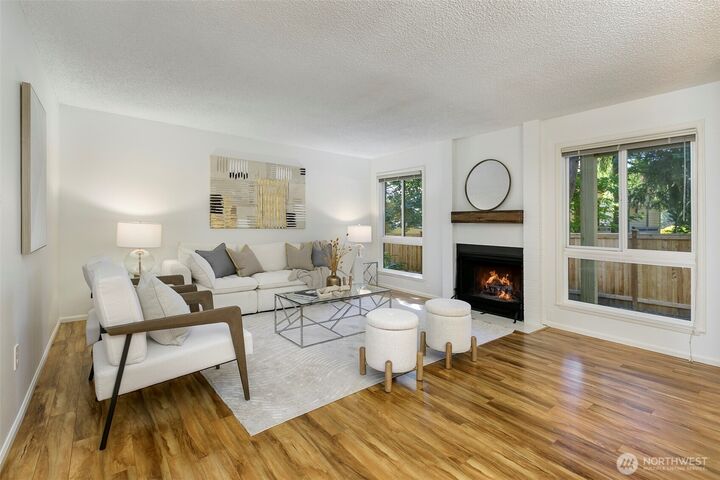 10315 NE 16th Street J2  Bellevue WA 98004 photo