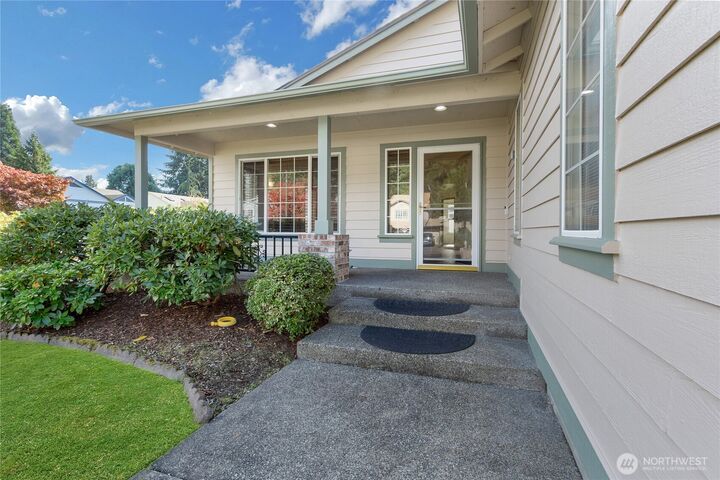 Property Photo: 7028 188th Street Ct E WA 98375