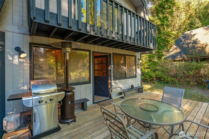 Property Photo: 7018 Olympus Way WA 98244