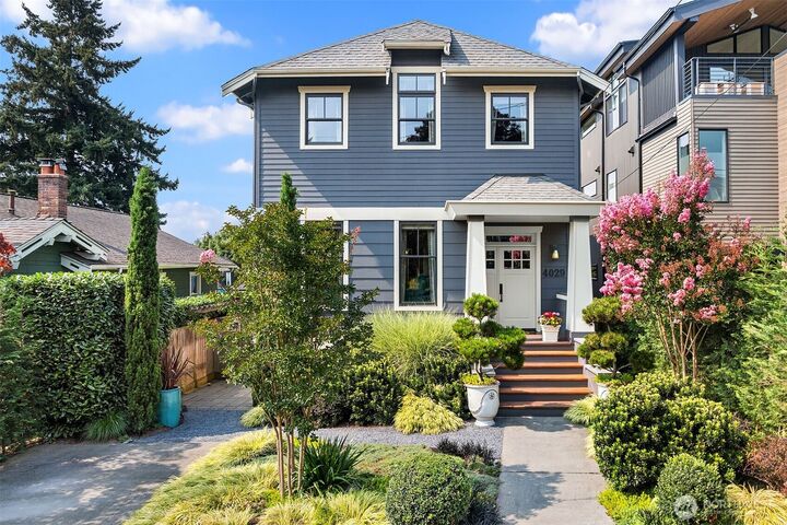 4029  Ashworth Avenue N  Seattle WA 98103 photo