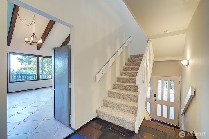 Property Photo:  10223  112th Avenue NE Lower  WA 98033 