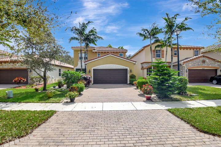 Property Photo: 4598 Capital Drive FL 33463