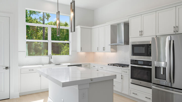 Property Photo:  228 SE Via Sangro  FL 34952