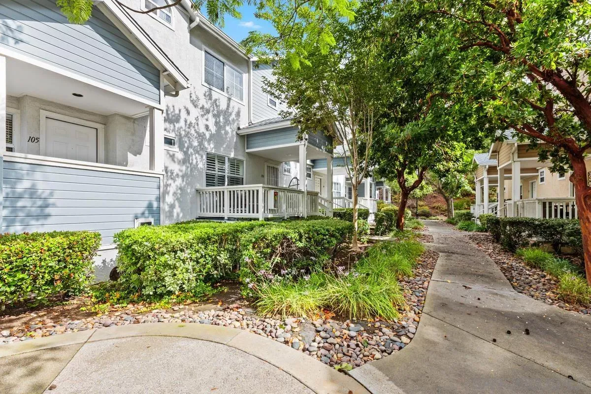 Property Photo: 9970 Scripps Vista Way 105 CA 92131