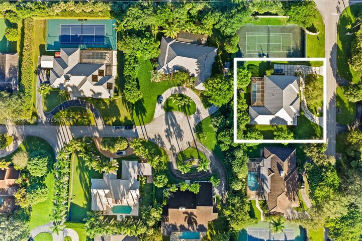 Property Photo: 15625 SW 73rd Ct FL 33157