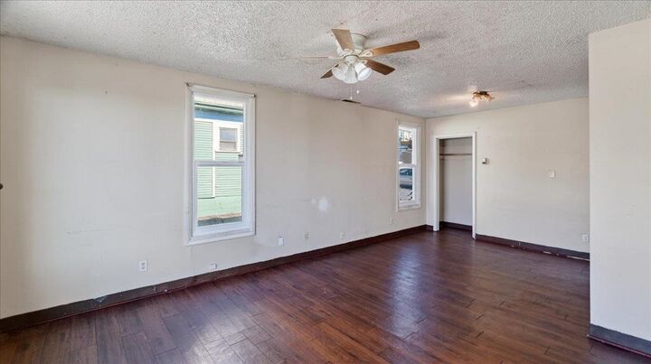 Property Photo: 1512 N Ash St WA 99201