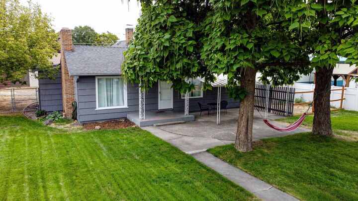 Property Photo:  4224 N Washington St  WA 99205