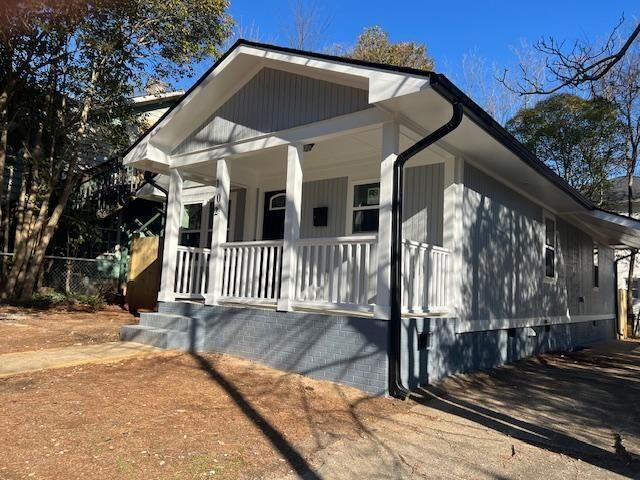 Property Photo:  102 Saint Augustine Avenue  NC 27610 