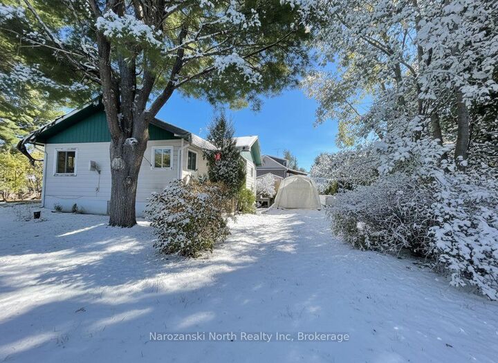 6 Champlain Street — photo 1