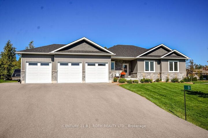 51 Cheslock Crescent  Oro-Medonte ON L3V 8N8 photo