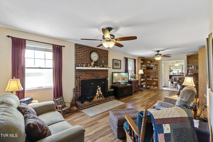 Property Photo: 3822 Asheville Highway TN 37743