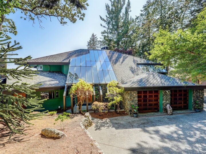 Property Photo: 3779 Duke Rd BC V9B 5T8