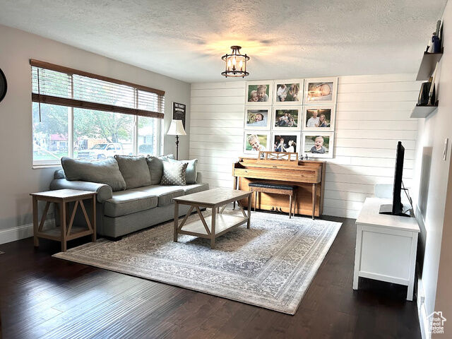 Property Photo: 389 E 10560 S UT 84070