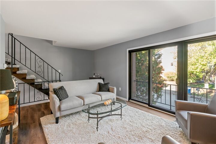 Property Photo: 238 Woodbridge Dr PA 15237