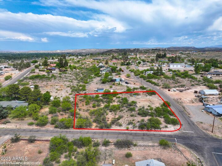 Property Photo: 740 W Buffalo Trail 99 AZ 86322