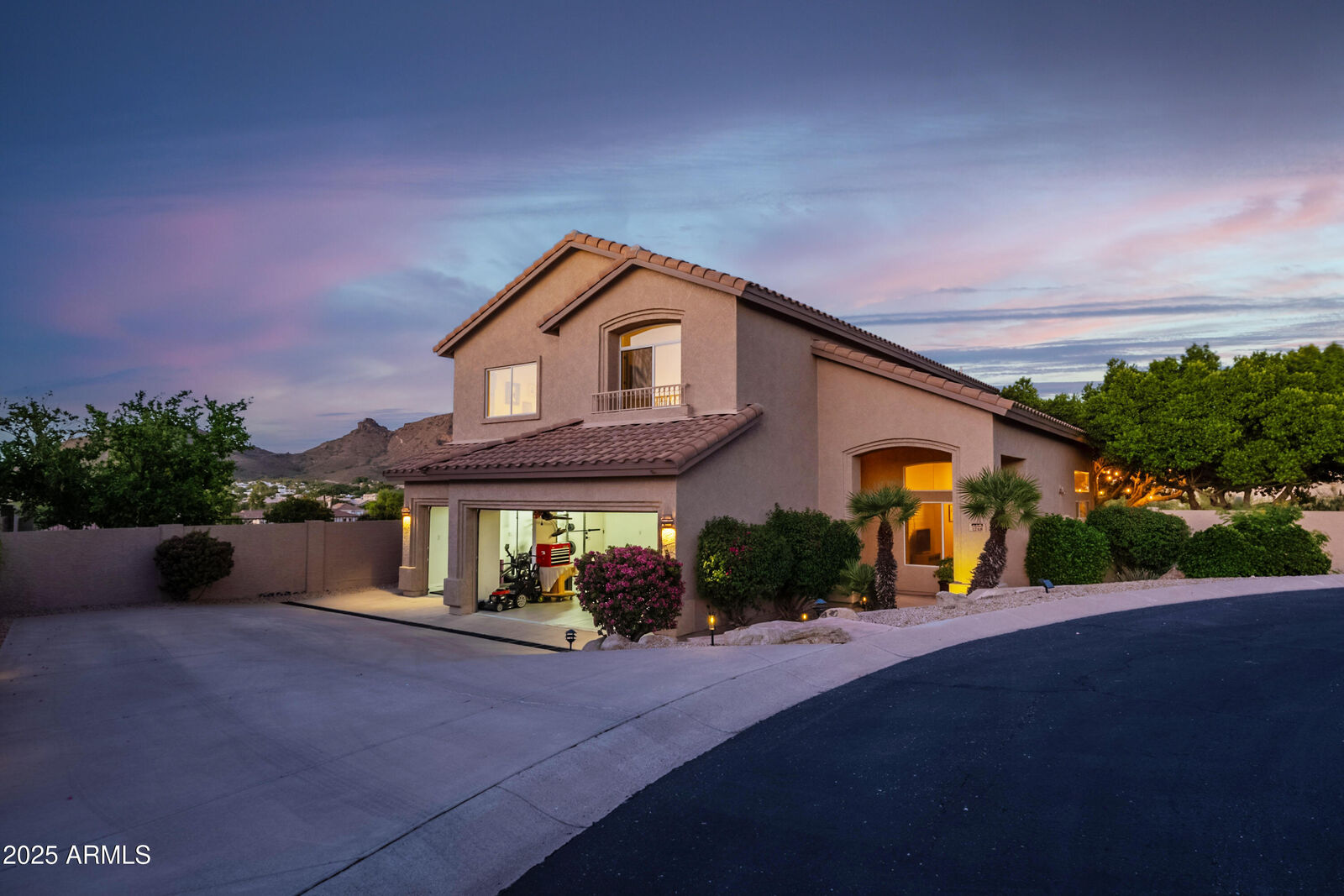 Property Photo:  1248 E Victor Hugo Avenue  AZ 85022 