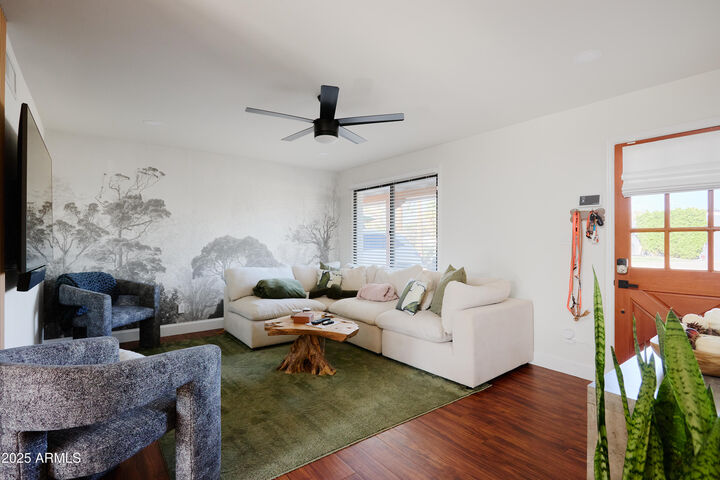 Property Photo:  4226 N 84th Place  AZ 85251