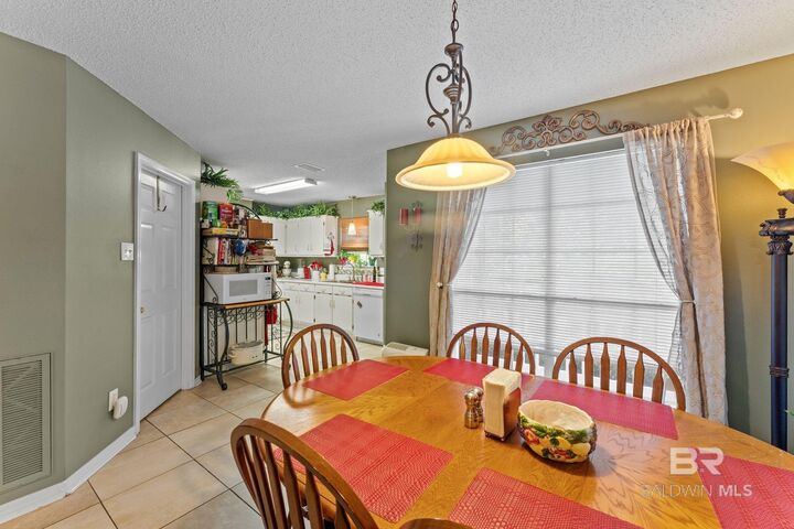 Property Photo: 340 E Portside Court AL 36695