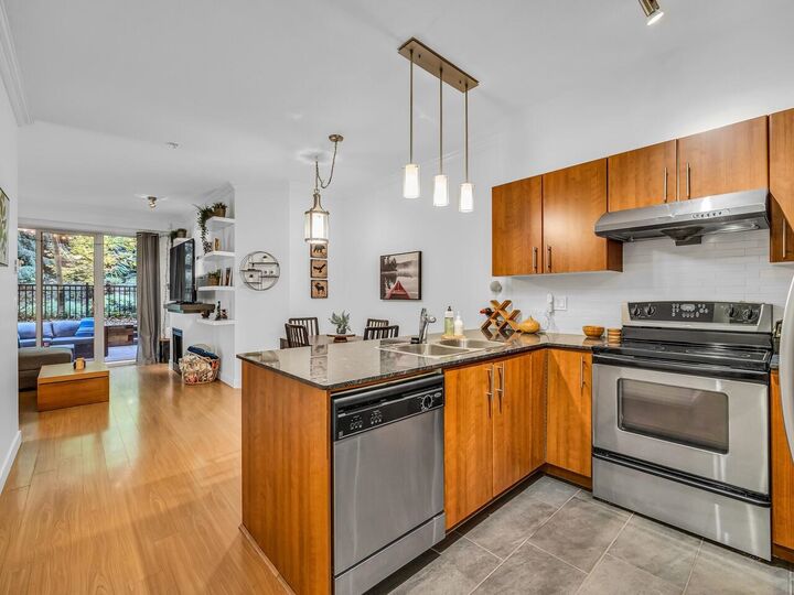 1633 Mackay Avenue 119  North Vancouver BC V7P 0A2 photo