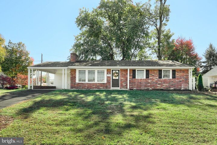 Property Photo: 200 W Main Street PA 17011