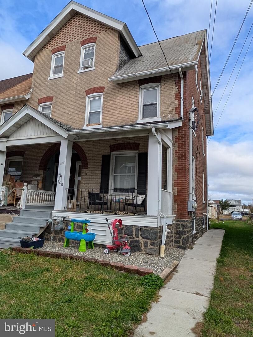 Property Photo: 405 Juniper Street PA 18951