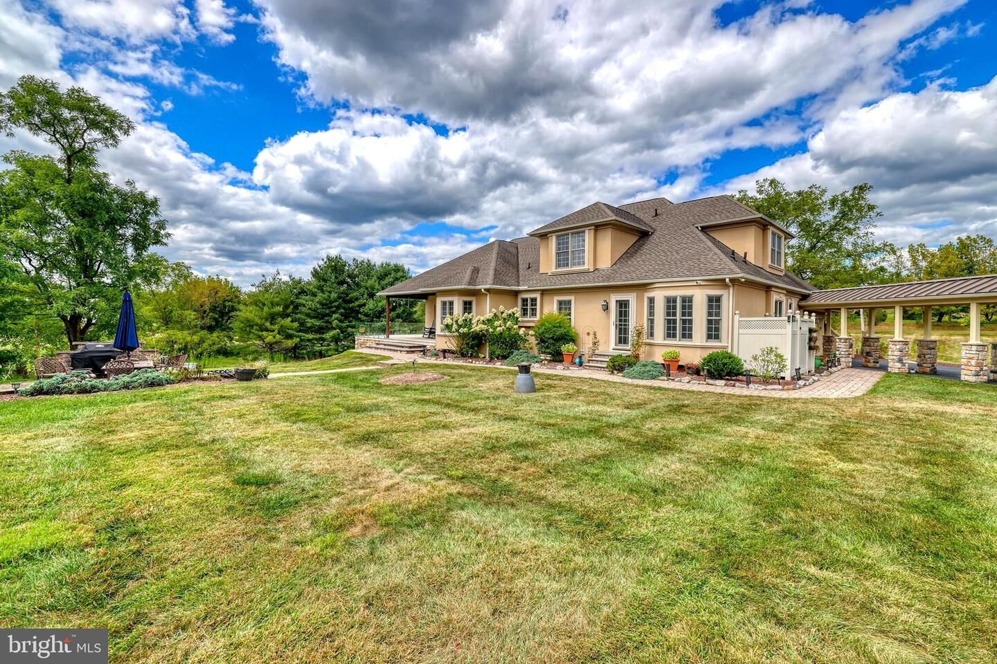 Property Photo: 86 Aqueduct Road PA 18977