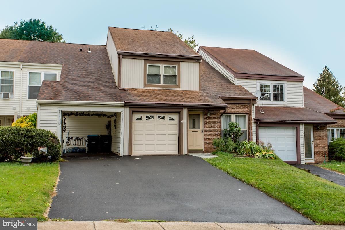 Property Photo: 15 Barrel Stave Circle PA 19044