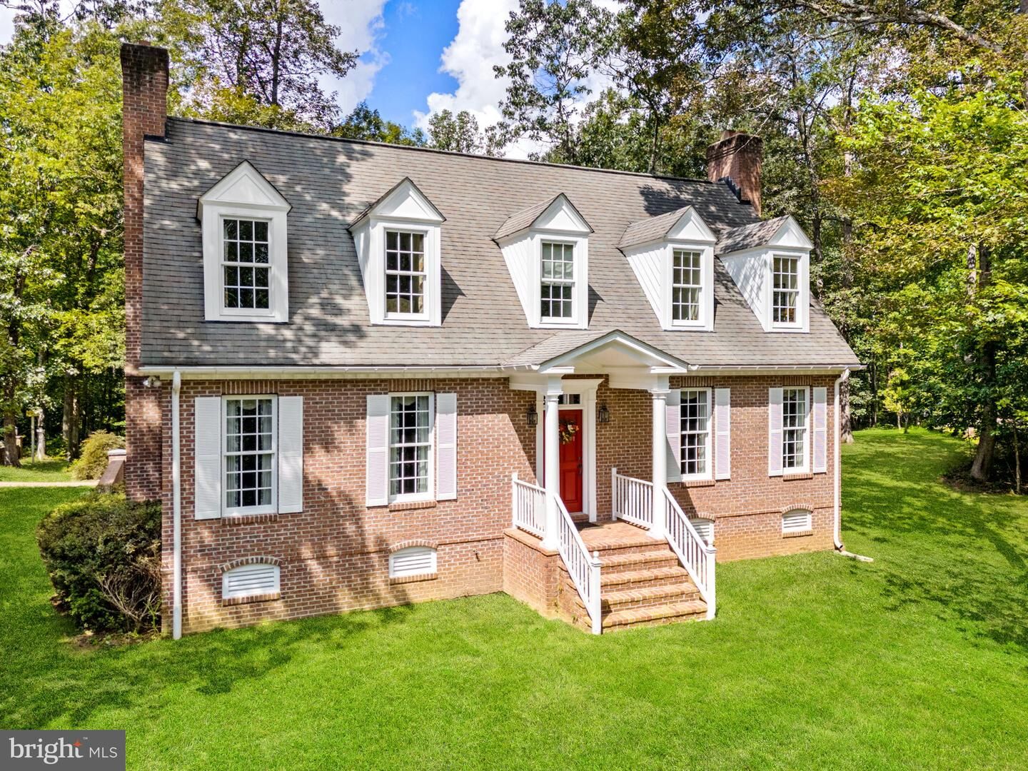 Property Photo: 11136 Orlean Vista Drive VA 20115