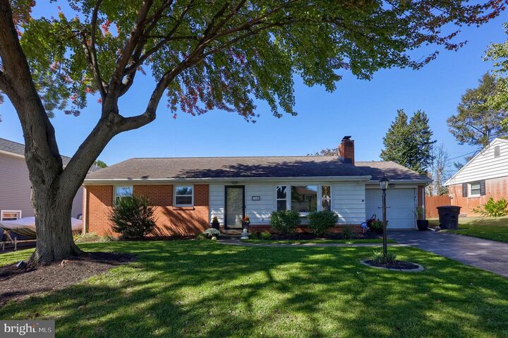 118 Bayberry Drive  Lancaster PA 17603 photo