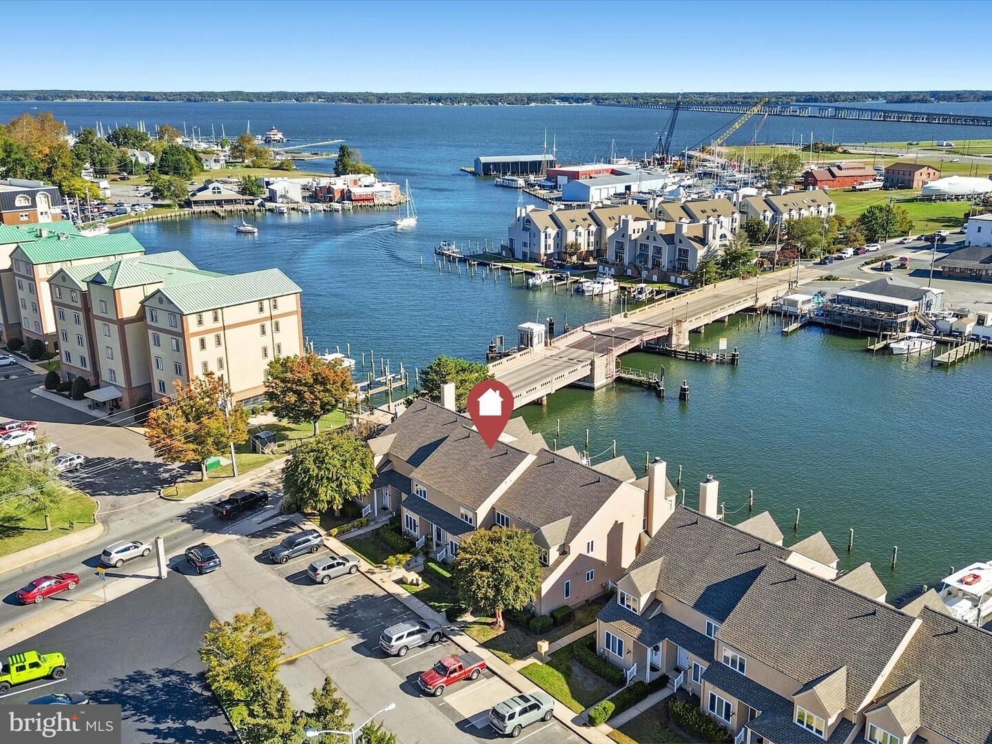 Property Photo:  220 Market Square 4C  MD 21613 