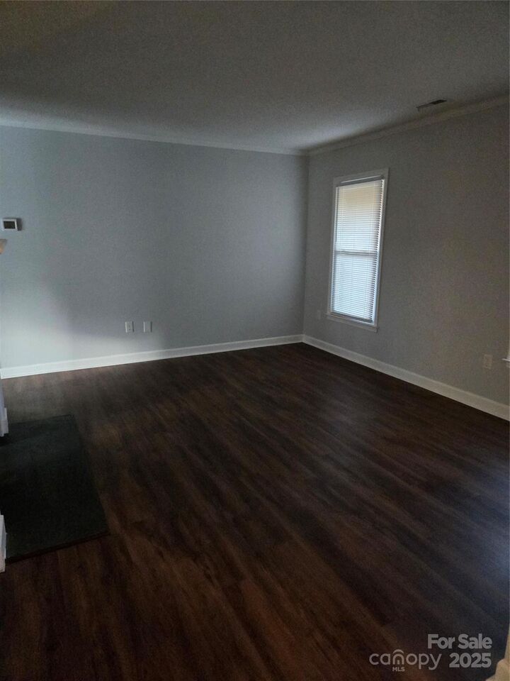 Property Photo: 4370 Coddle Creek Drive NC 28027