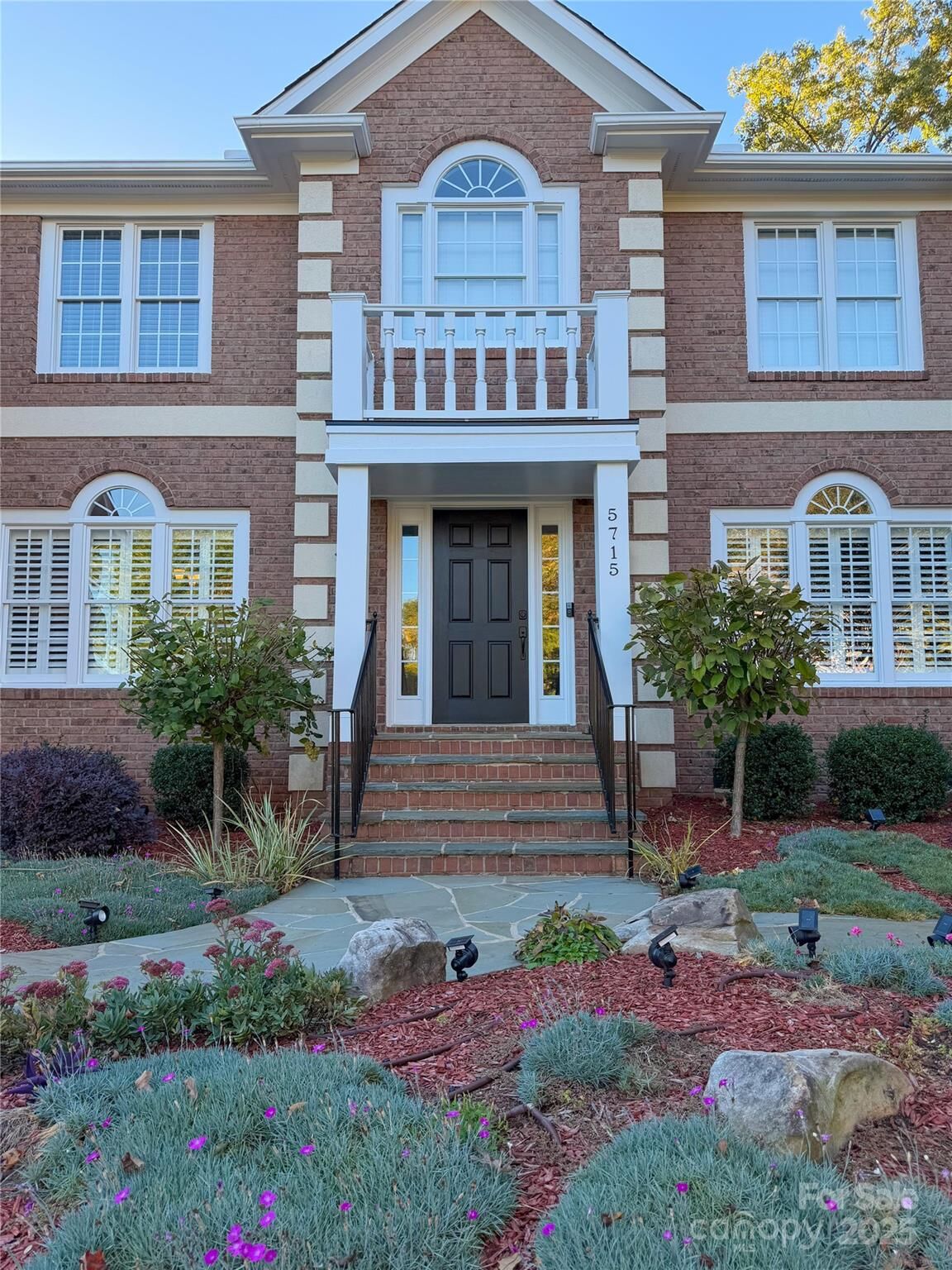 Property Photo: 5715 Hartfield Downs Drive NC 28269