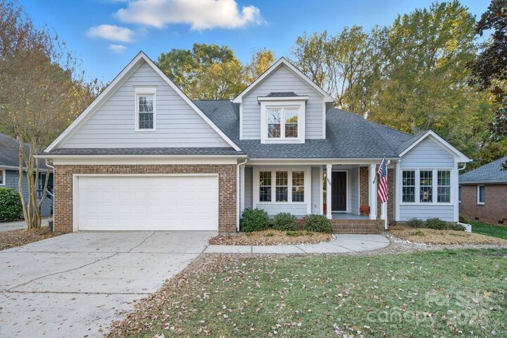 Property Photo: 6600 Shaftesbury Road NC 28270