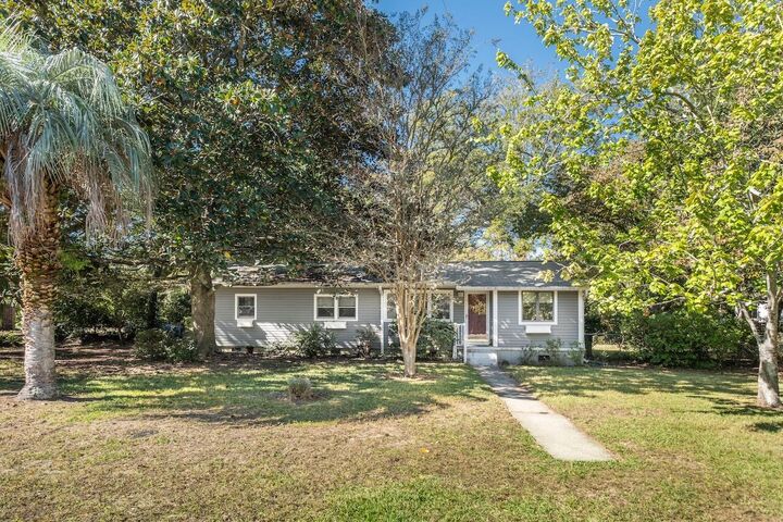 Property Photo: 19 Joyce Avenue SC 29464