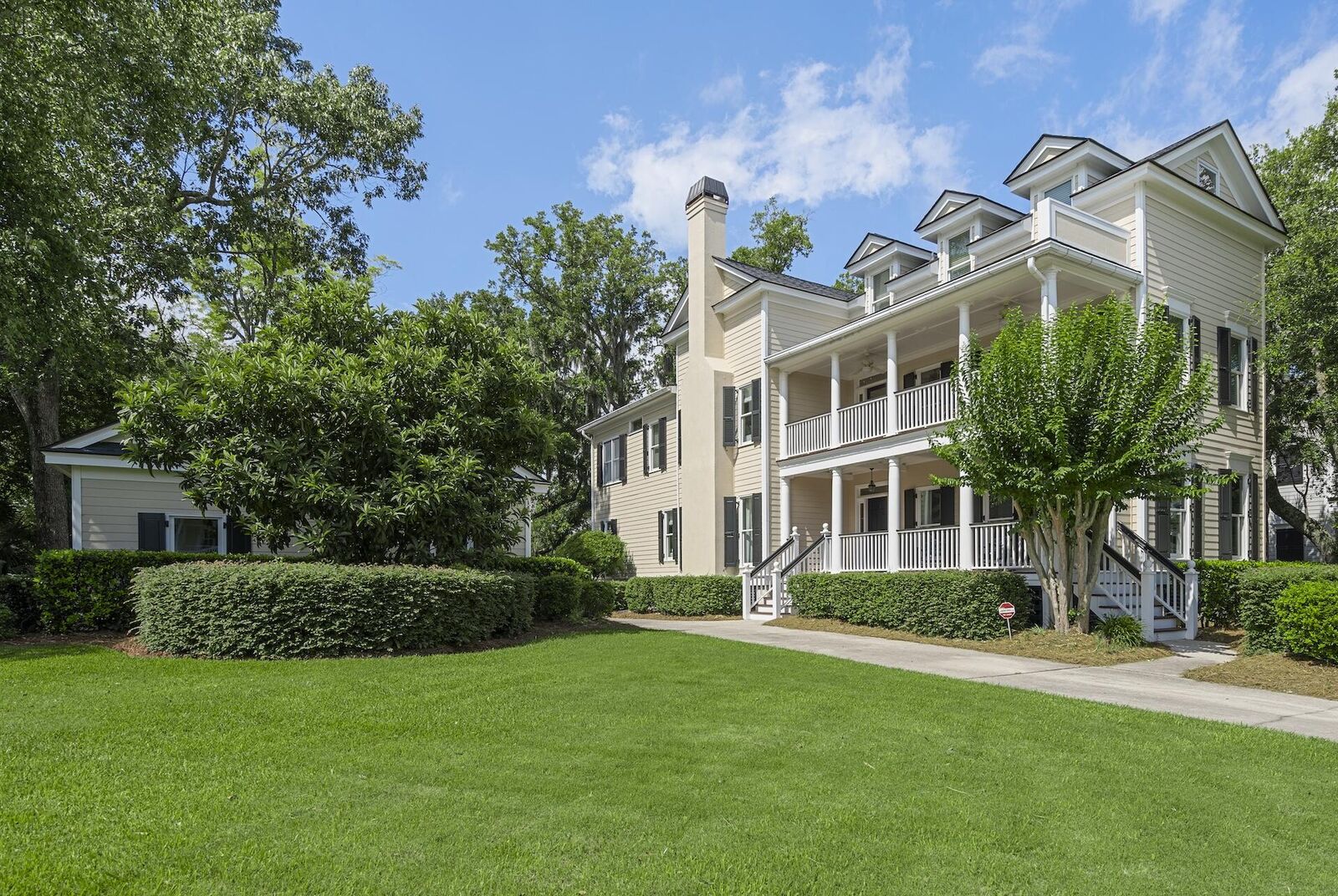 Property Photo:  578 Island Walk East  SC 29464 