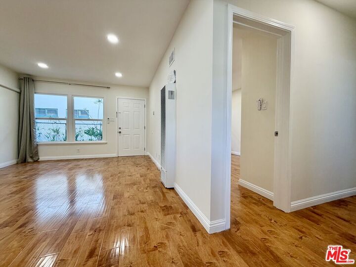 2027 Euclid Street  Santa Monica CA 90405 photo