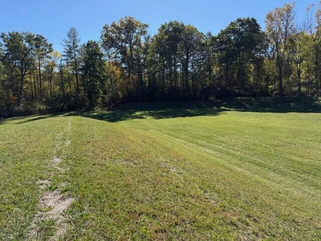 Property Photo:  0 Mill SW Road  OH 43130