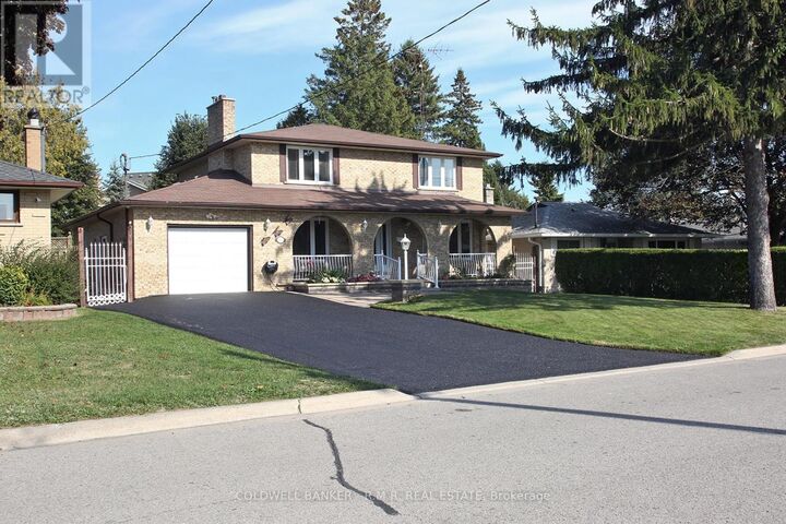 Photo de la propriété: 531 Nipigon Street ON L1J 4P7