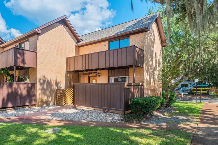 Property Photo: 3871 Indian Trail 4C FL 32541